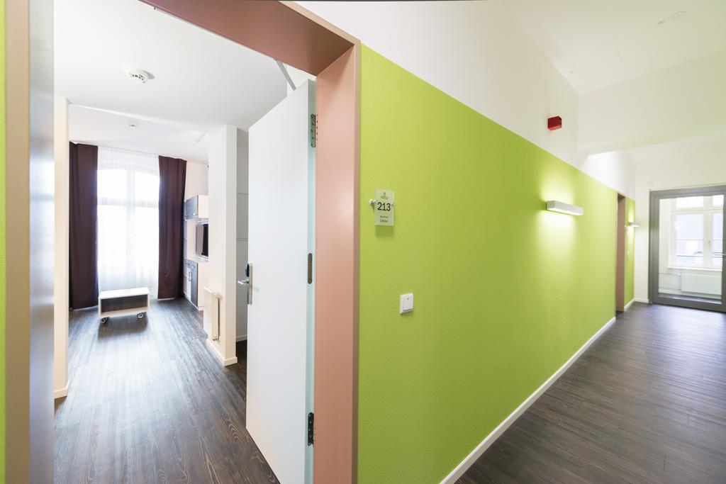 Boardinghaus Weinberg Campus Aparthotel Halle  Exterior foto